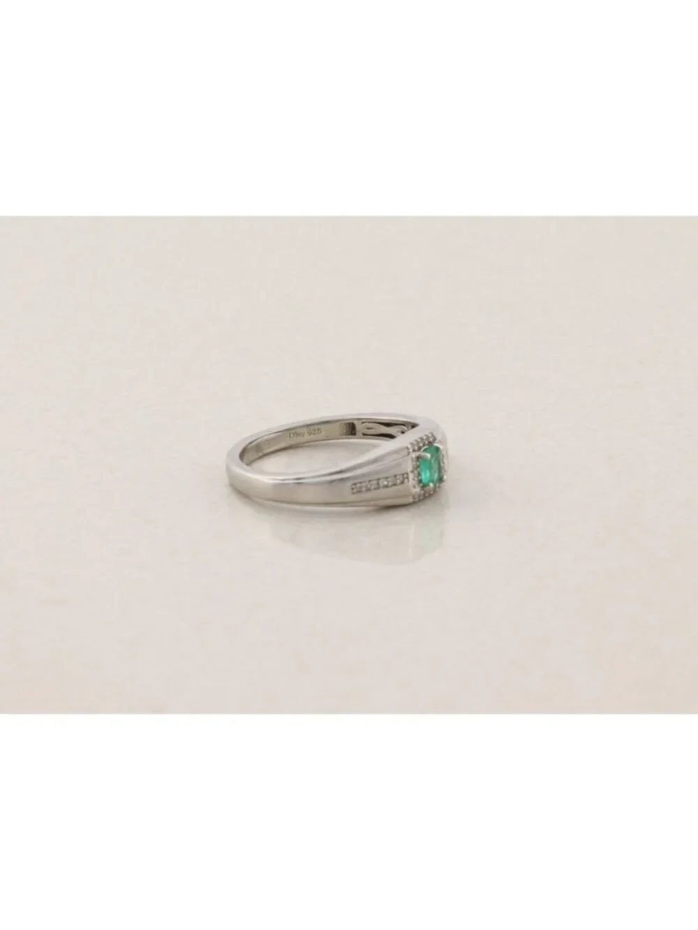 Men's Sterling Silver Emerald & White Zircon Ring Size 12 1/4
